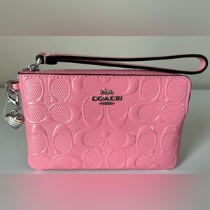 Coach Patent Leather Signature Pink Wristlet Bag with Heart Charm! NEW